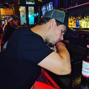 Meet your Posher, Barrett